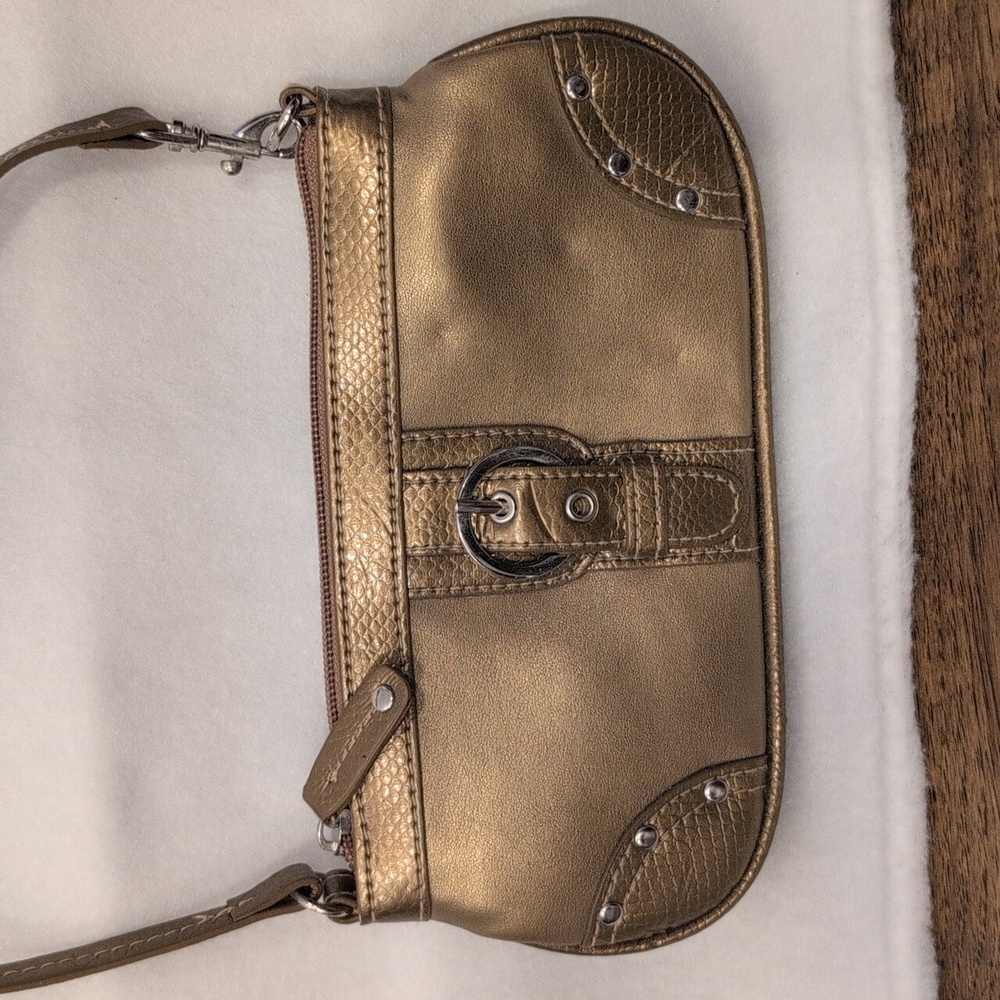 Women's gold faux leather mini purse - Picture 2 of 4